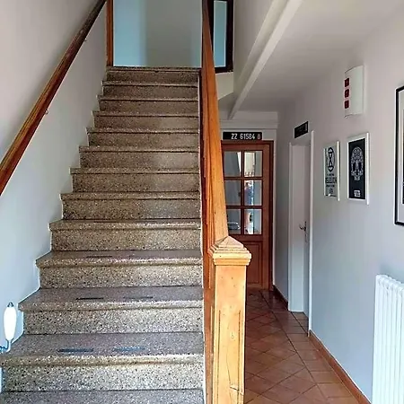 Number15 Каркассонн