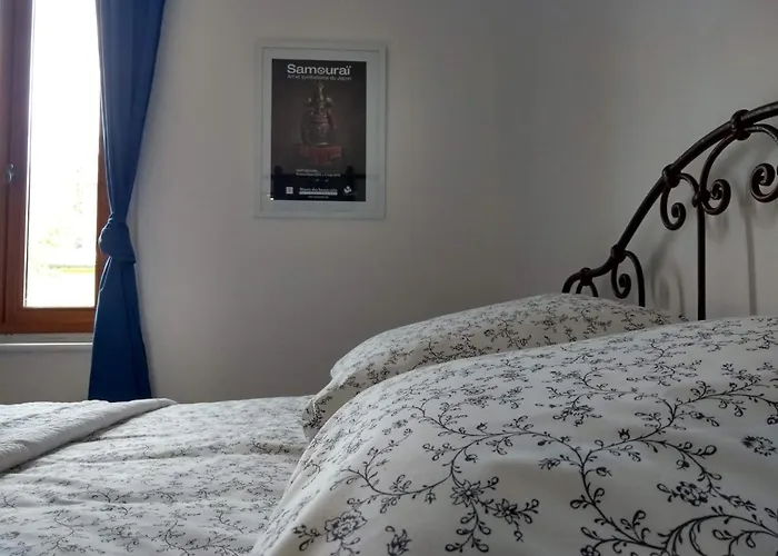 Bed & Breakfast Number15