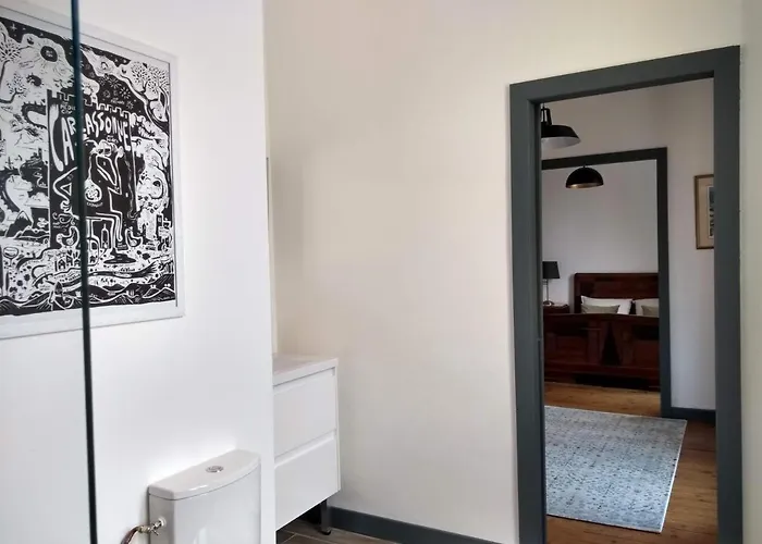 Number15 4* Carcassonne