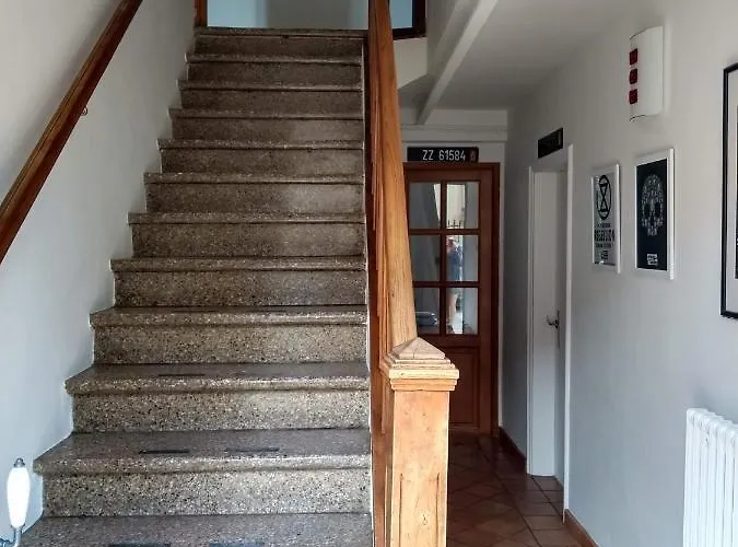 Number15 Bed & Breakfast 4*