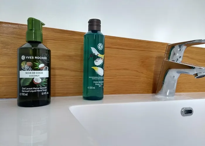 Number15 Bed & Breakfast 4*